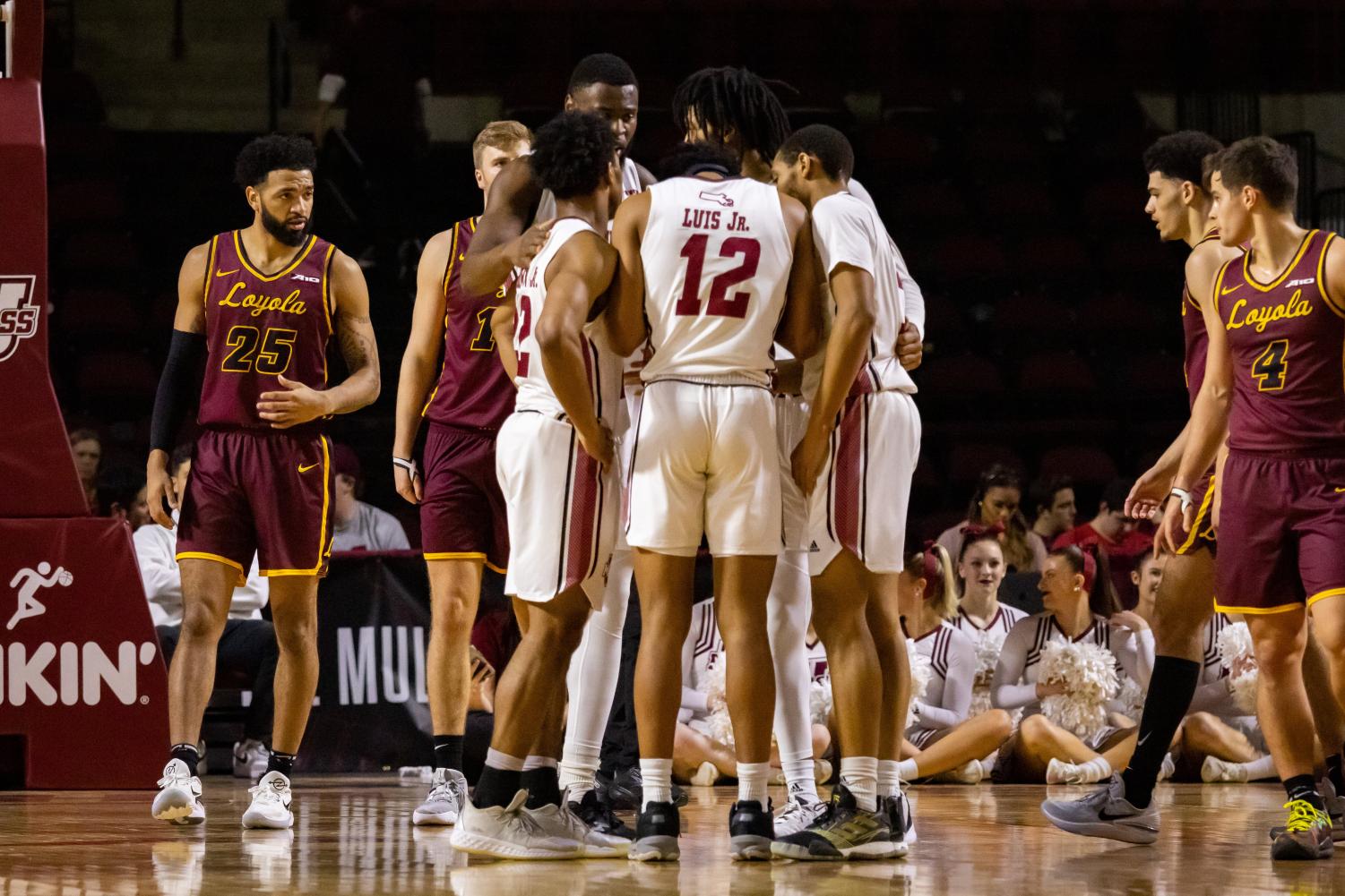 Men’s basketball brought down by UMass for 11th-straight loss